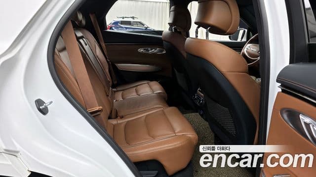 Genesis GV70 2021 — Şəkil 12/20