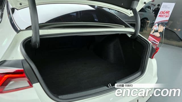 Kia K5 2021 — ფოტო 6/20
