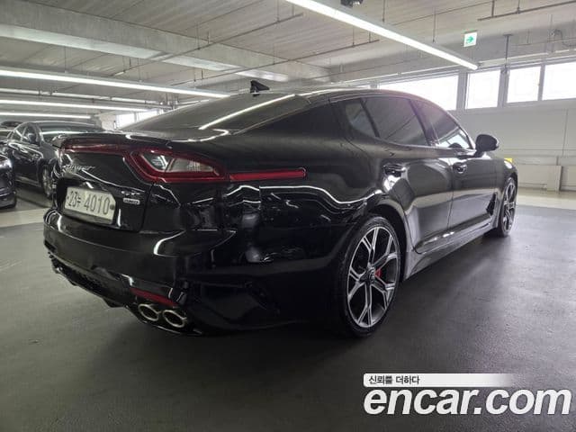 Kia Stinger 2018 — фото 4 из 20