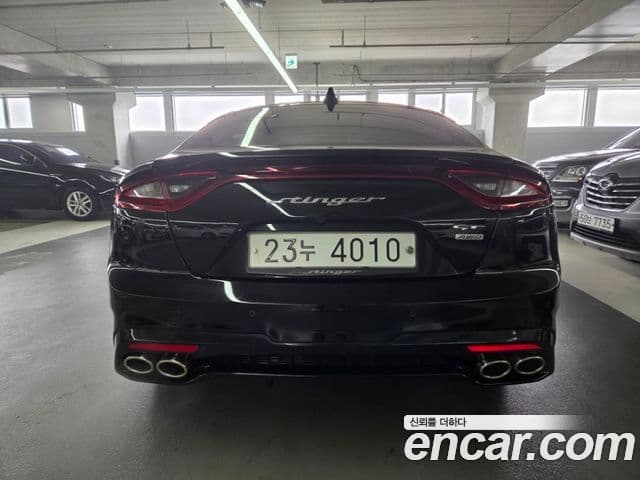 Kia Stinger 2018 — фото 5 из 20