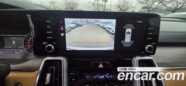 Kia Sorento 2021 — фото 7 из 20