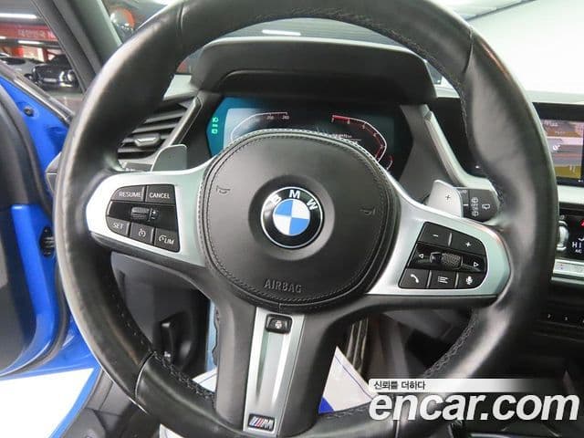 BMW 1 Series 2023 — Photo 10/20
