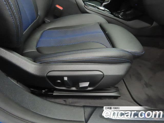 BMW 1 Series 2023 — Photo 6/20