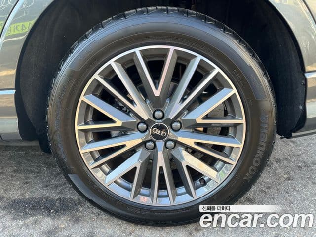 Audi Q3 2025 — Photo 13/17