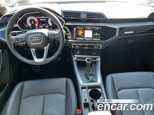 Audi Q3 2025 — Photo 9/17