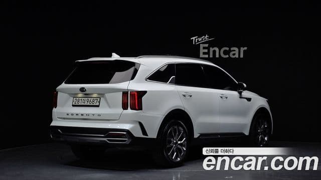 Kia Sorento 2020 — ფოტო 2/20
