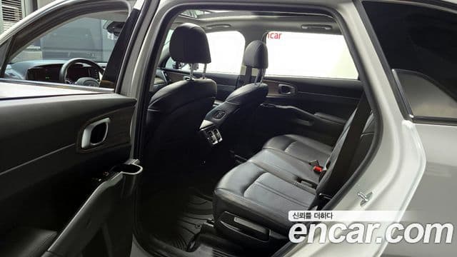 Kia Sorento 2020 — ფოტო 11/20