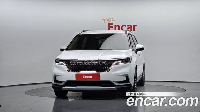 Kia Carnival 2021 — Фото 3/20
