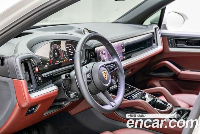 Porsche Cayenne 2023 — Photo 5/20