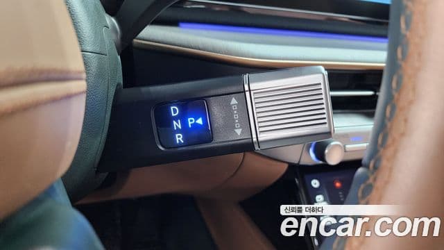 Hyundai Grandeur Hybrid 2024 — Photo 2/20