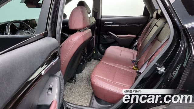 Kia Seltos 2021 — Şəkil 12/20
