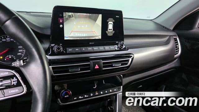 Kia Seltos 2021 — Şəkil 15/20