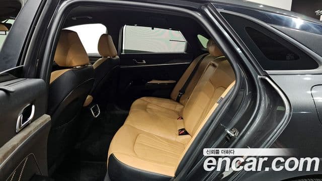 Kia K5 2022 — Şəkil 12/20