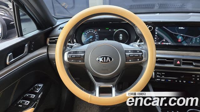 Kia K5 2020 — Şəkil 13/20