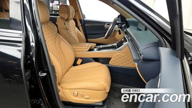 Genesis GV80 2022 — ფოტო 14/20
