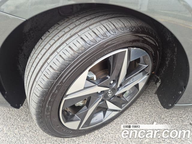 Hyundai The New Avante Hybrid 2020 — Photo 17/20