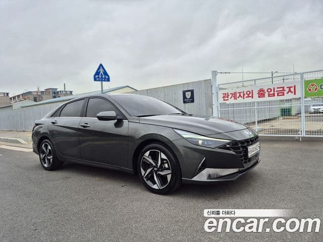 Hyundai The New Avante Hybrid 2020 — Photo 6/20