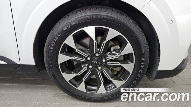 Kia Carnival 2023 — Şəkil 5/20