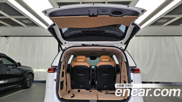 Kia Carnival 2023 — Şəkil 20/20