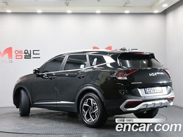 Kia Sportage 2022 — ფოტო 3/20