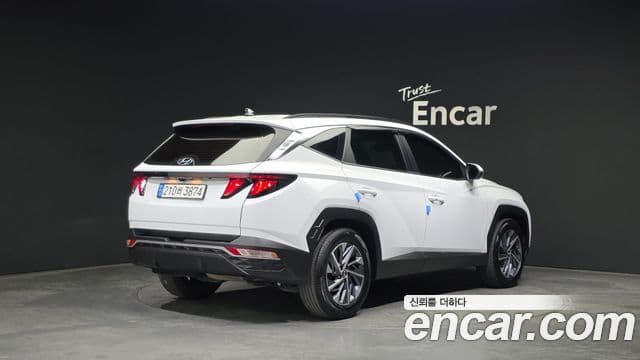 Hyundai Tucson Hybrid 2022 — ფოტო 13/20