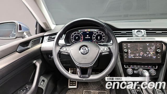 Volkswagen Arteon 2019 — Şəkil 13/20