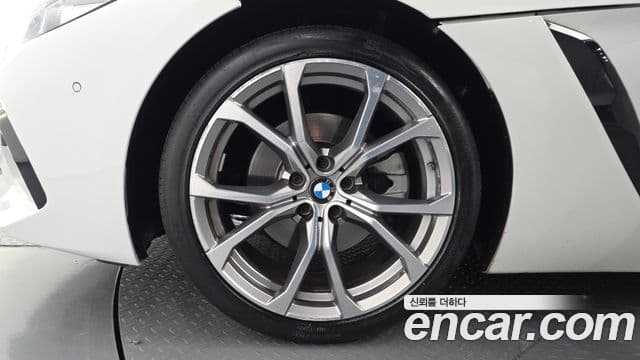 BMW Z4 2021 — ფოტო 5/20