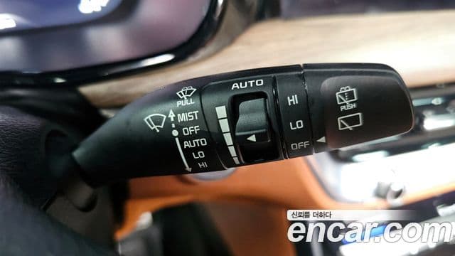 Kia Mohave The Master 2022 — ფოტო 16/20