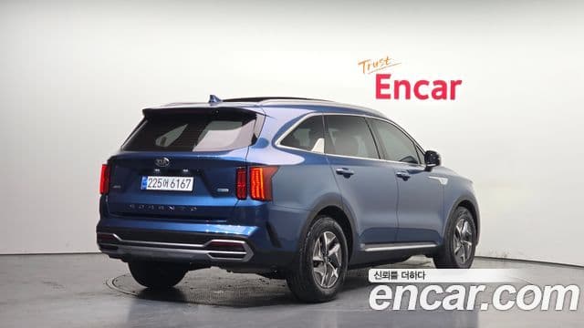 Kia Sorento 2021 — Photo 18/20