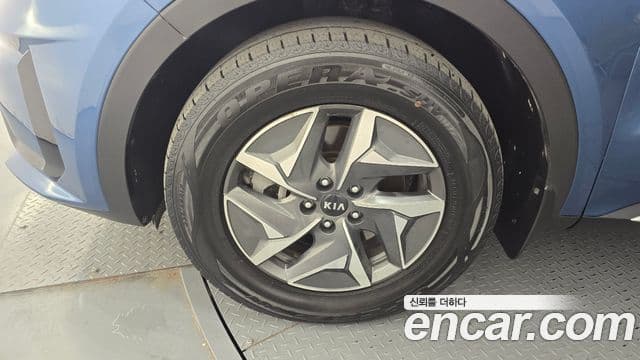 Kia Sorento 2021 — Photo 14/20