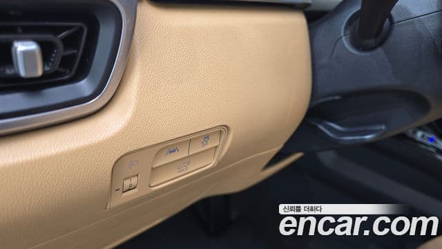 Kia Sorento 2021 — Photo 2/20