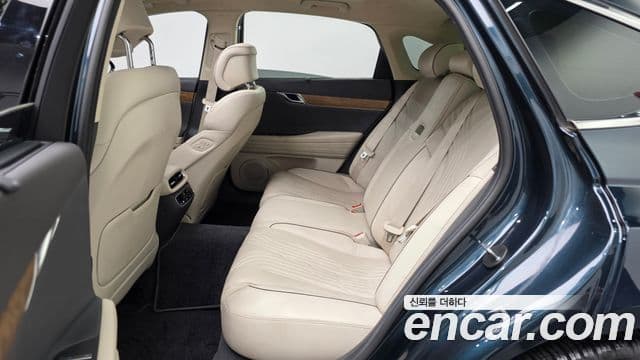 Genesis Electrified G80 2020 — Şəkil 12/20