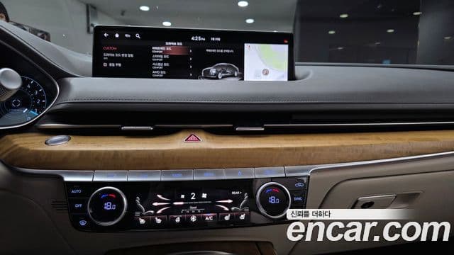 Genesis Electrified G80 2020 — Şəkil 14/20