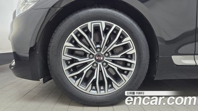 Kia The K9 2019 — ფოტო 5/20