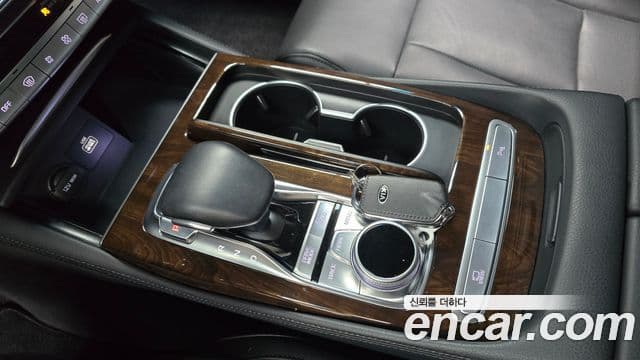 Kia The K9 2019 — ფოტო 9/20