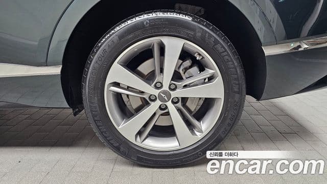 Genesis GV80 2021 — Şəkil 19/20