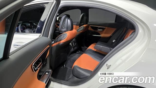 Mercedes-Benz C-Class 2022 — ფოტო 11/20
