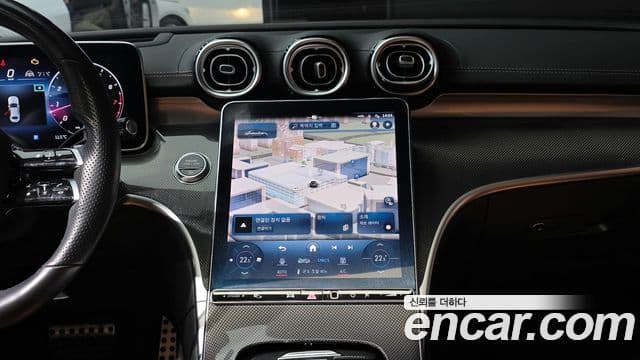 Mercedes-Benz C-Class 2022 — ფოტო 19/20