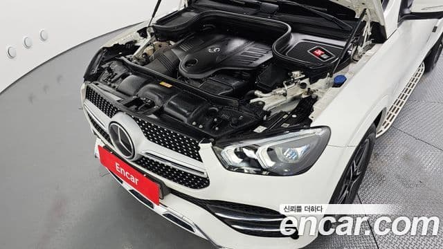 Mercedes-Benz GLE-Class 2021 — фото 6 из 20