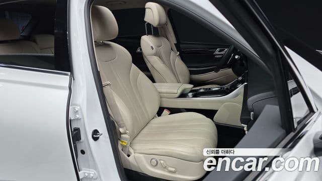 Genesis GV80 2020 — ფოტო 10/20