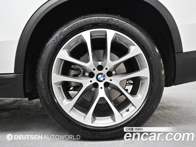 BMW X5 2020 — Photo 16/20
