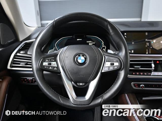BMW X5 2020 — Photo 8/20