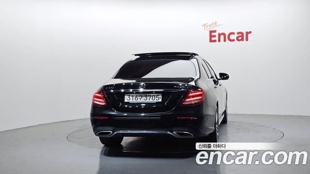 Mercedes-Benz E-Class 2020 — Şəkil 4/20