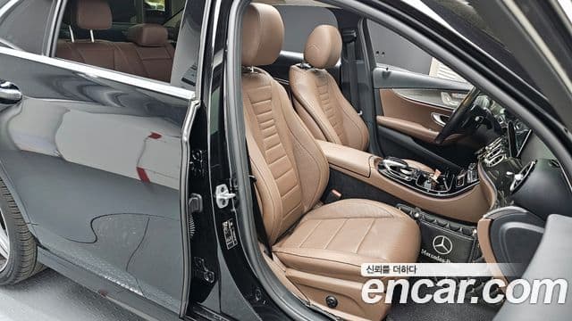 Mercedes-Benz E-Class 2020 — Şəkil 12/20