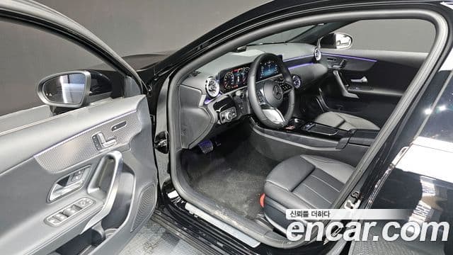 Mercedes-Benz A-Class 2025 — Şəkil 10/20