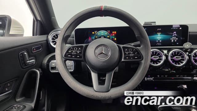 Mercedes-Benz A-Class 2020 — Şəkil 13/20