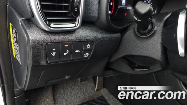 Kia Sportage The Bold 2019 — Şəkil 17/20