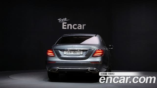 Mercedes-Benz E-Class 2019 — Şəkil 4/20