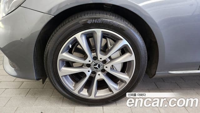 Mercedes-Benz E-Class 2019 — Şəkil 5/20