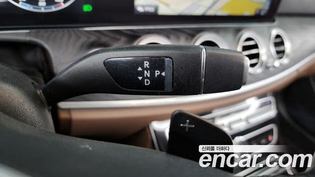 Mercedes-Benz E-Class 2019 — Şəkil 9/20
